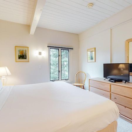 Ptarmigan House Villa Steamboat Springs Room photo